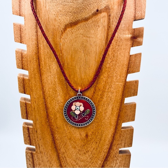 Brighton Opening Night At The Opera Red Leather Cord Red Flower Necklace - Picture 2 of 12